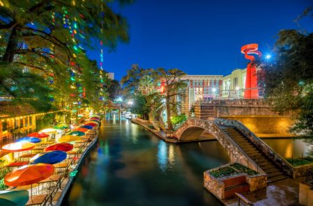 Experience San Antonio's Magic: A Christmas Tour Guide